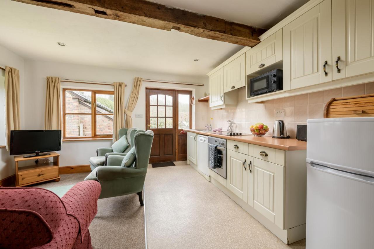 Milton Abbas Luccombe Farm Holiday Cottages מראה חיצוני תמונה