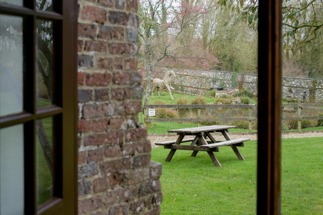 Milton Abbas Luccombe Farm Holiday Cottages מראה חיצוני תמונה